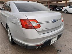 Ford Taurus